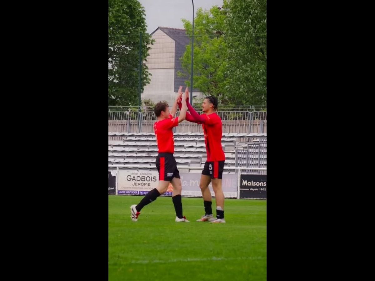 𝑳𝒆𝒔 𝒃𝒖𝒕𝒔 𝒅𝒖 𝒘𝒆𝒆𝒌-𝒆𝒏𝒅 𝒆𝒏 𝒗𝒊𝒅𝒆́𝒐 🎥

3 des 4 buts inscrits par nos seniors R3 contre l’AS Etrelles. ⏯️
Bon visionnage😉

#𝑻𝑬𝑨𝑴𝑽𝑭𝑪 ❤️‍🔥🖤