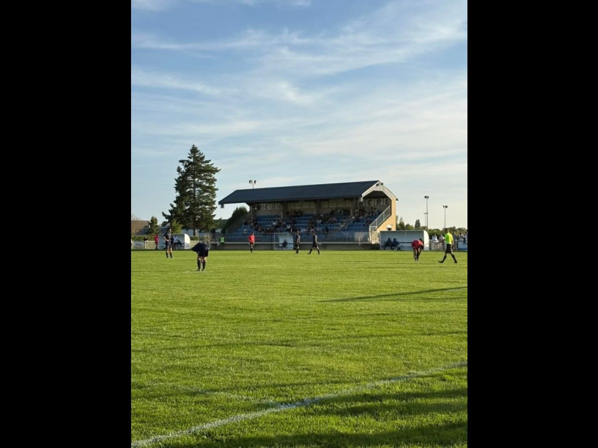 90’ : Victoire 2-1 face à Rannée La Guerche. ❤️‍🔥🖤